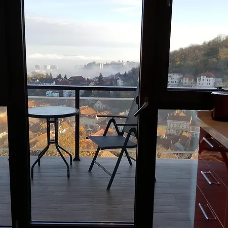 Grand View Apartmán